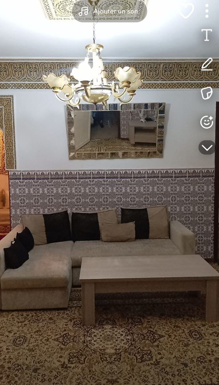 شقة لكراء بني مكادة