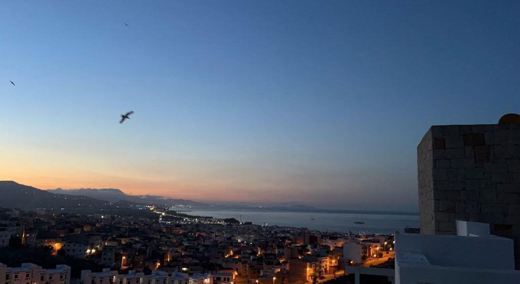 شقة للبيع في اقامة مغلقة محروسة