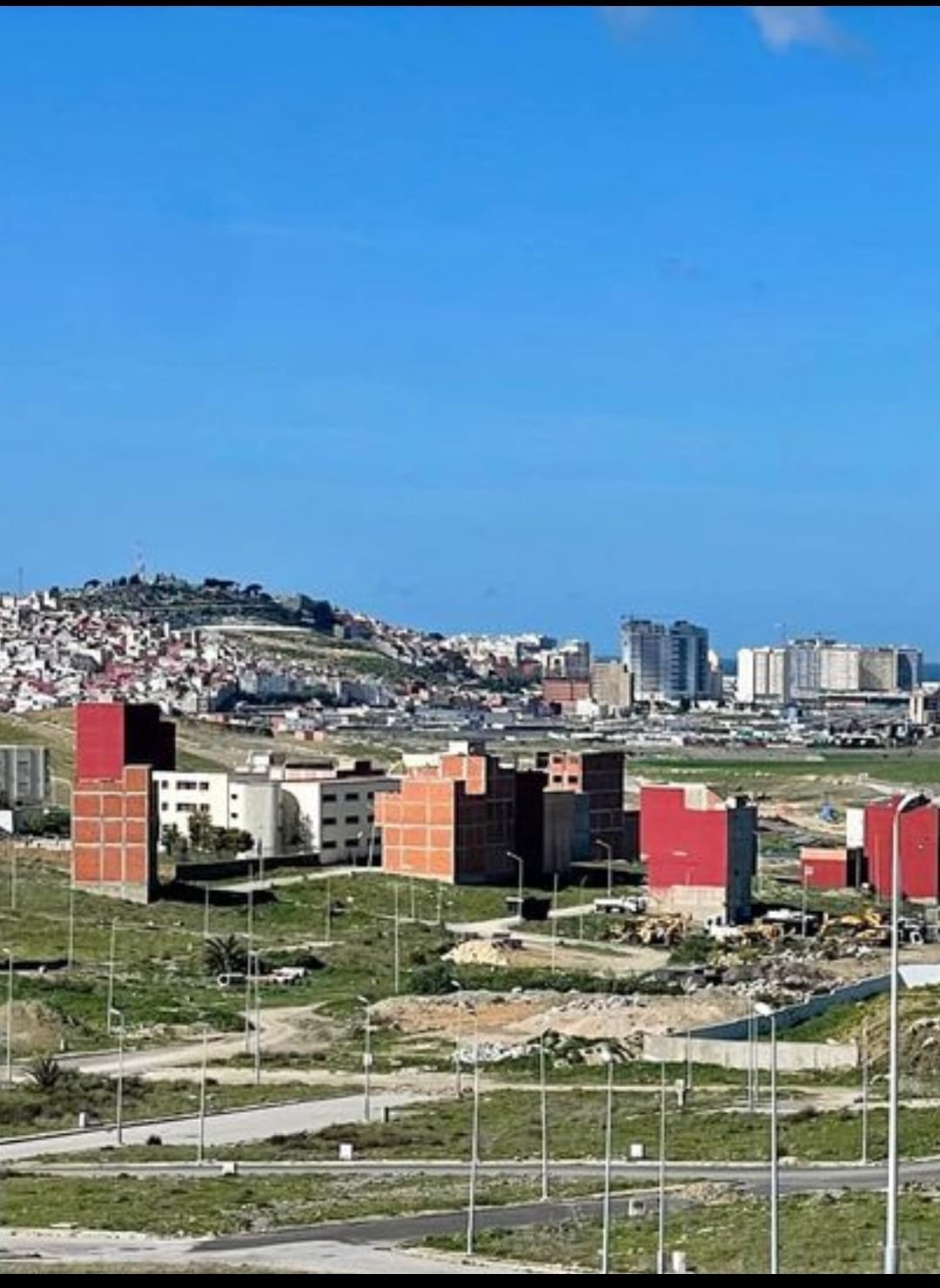 أرض 100 متر بتجزئة كنوني